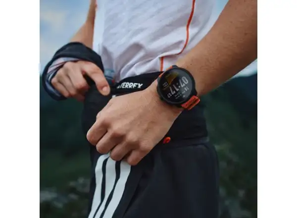 Suunto Race 2 chytré hodinky Feather Gray