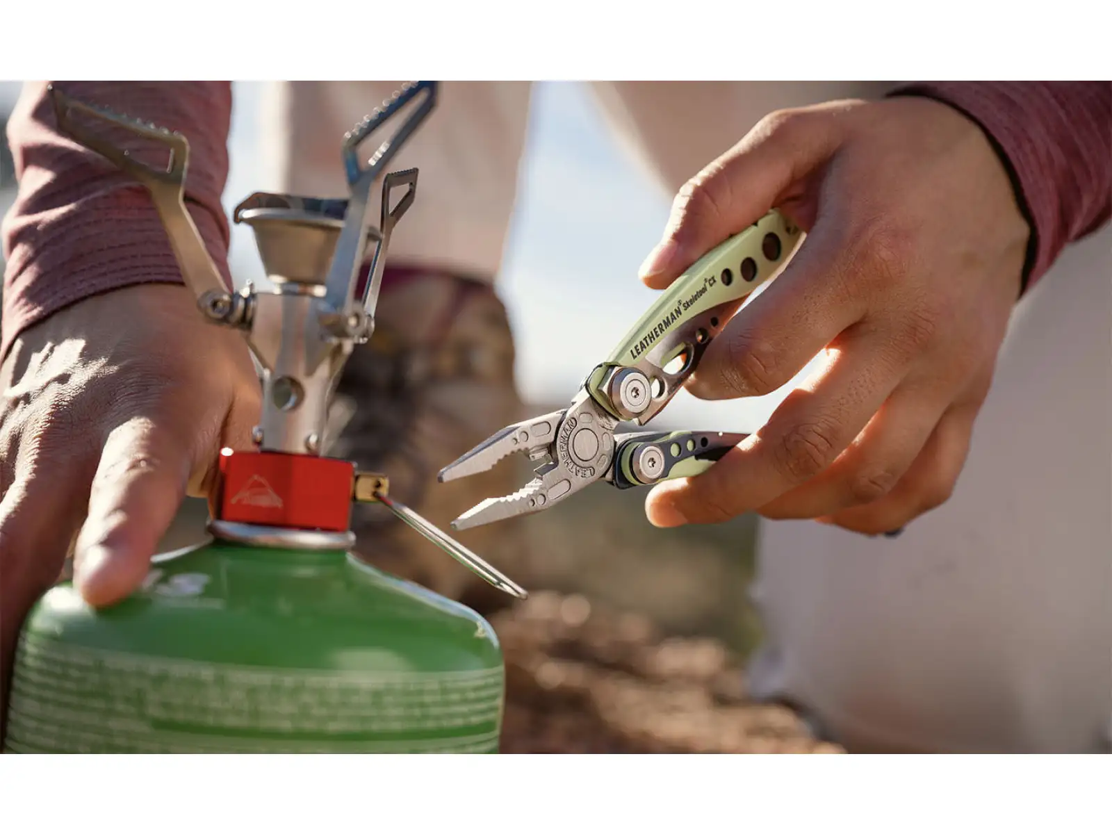 Leatherman Skeletool CX multitool nightshade