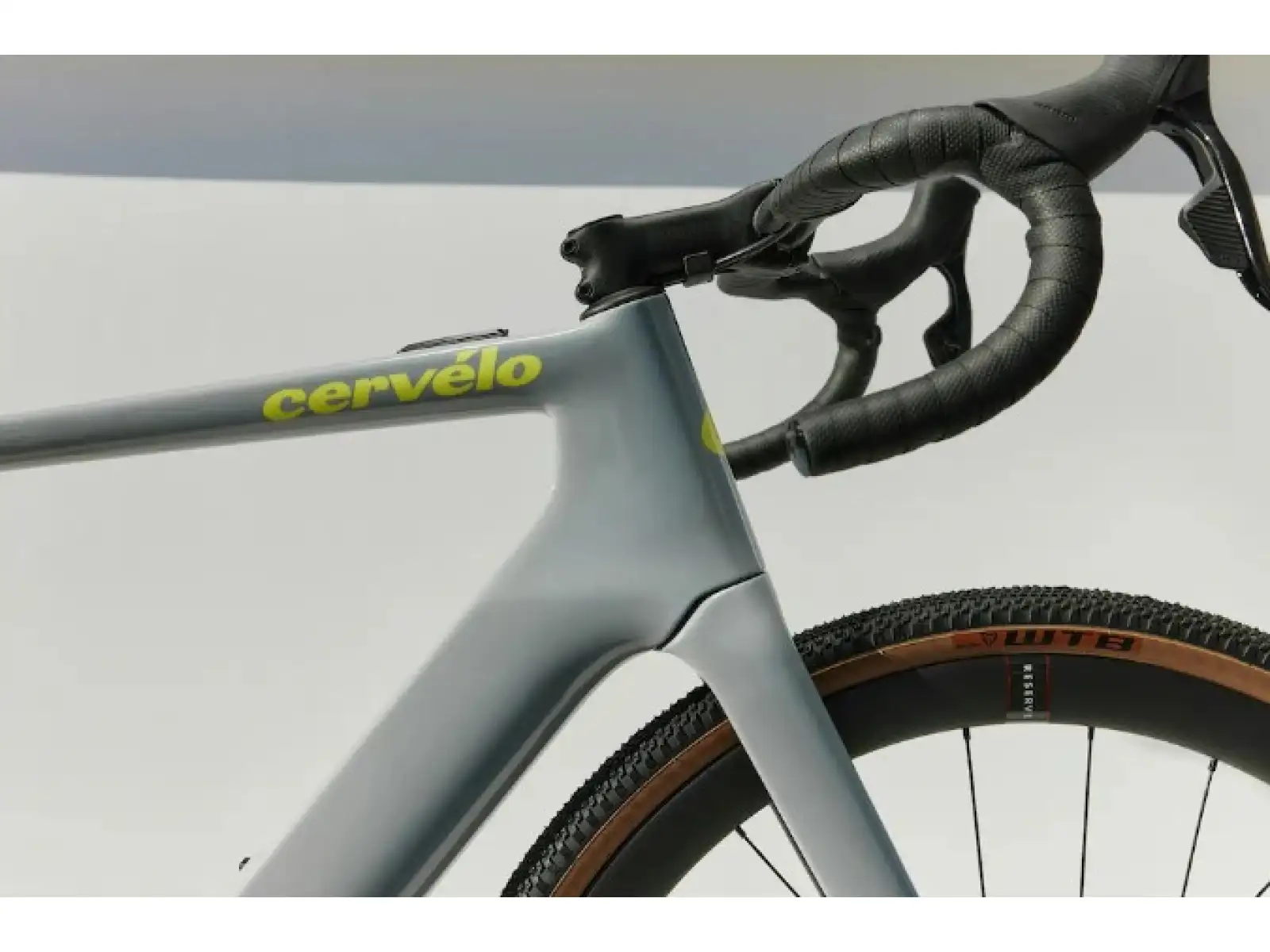 Cervélo Rouvida Force XPLR AXS 1 silniční elektrokolo Granite