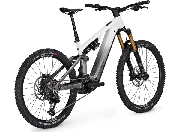 Focus SAM2 6.9 600 Wh celoodpružené elektrokolo White/Steelgrey