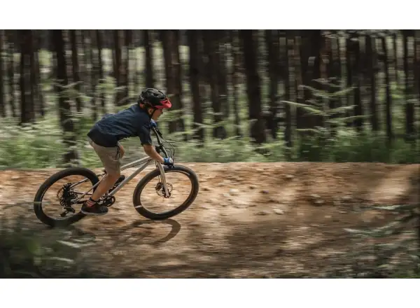 Early Rider Seeker 24 dětské kolo Violet Haze