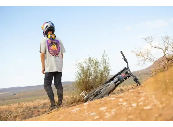 Troy Lee Designs x Red Bull Rampage Valley of Gods pánské triko krátký rukáv Bone