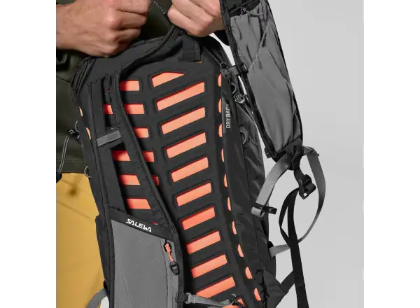 Salewa Pedroc Active batoh 16 l Black Out
