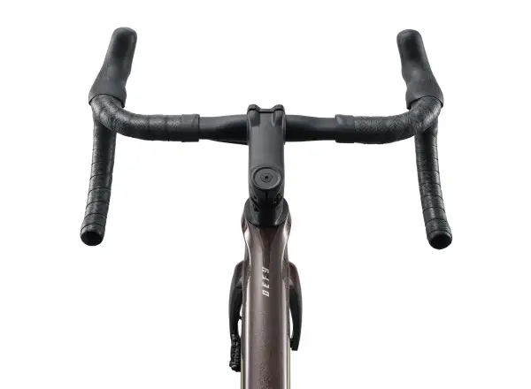 Giant Defy Advanced 1 silniční kolo Obsidian Pulse