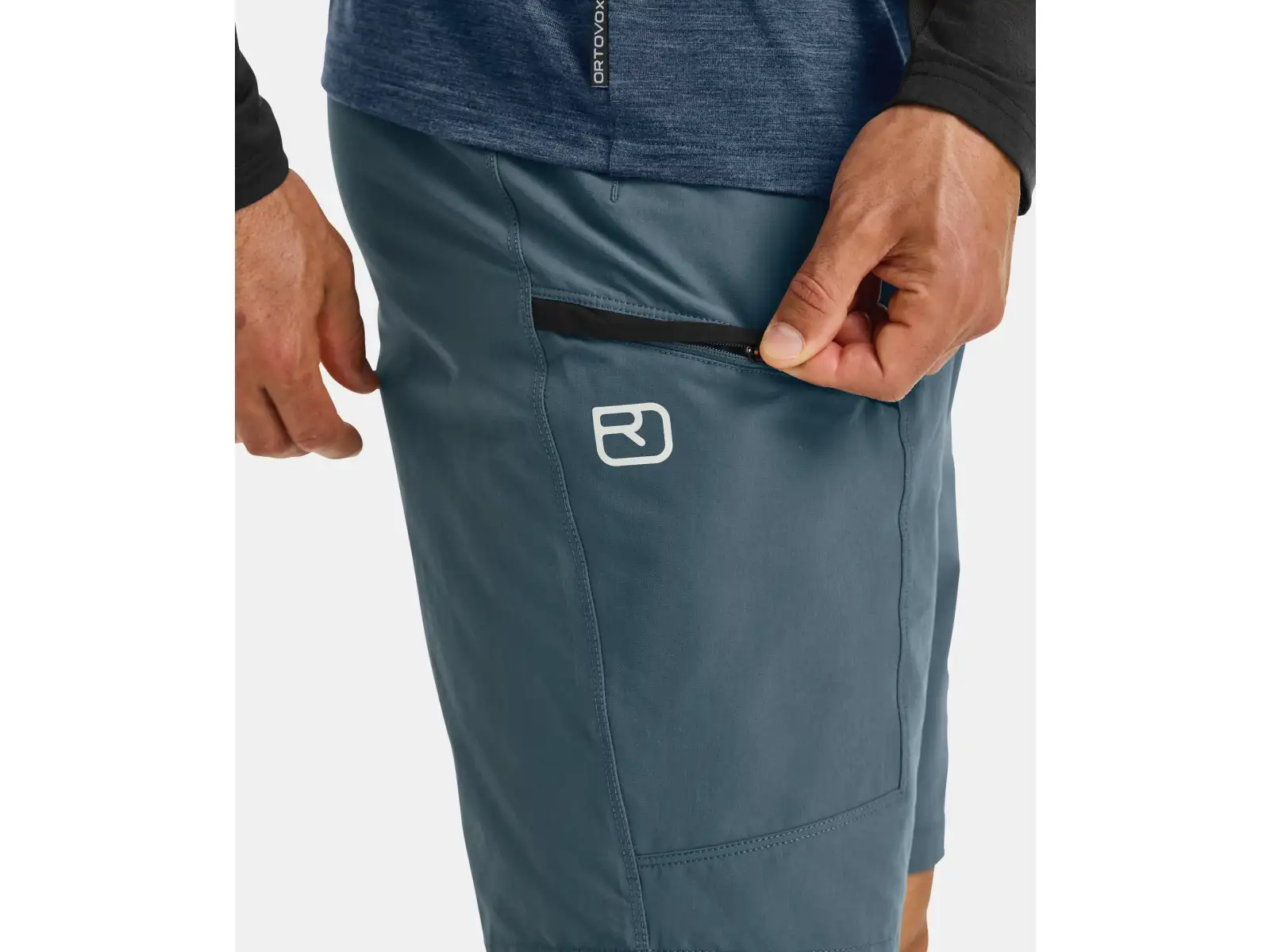 Ortovox Pelmo Shorts pánské kraťasy Black Raven