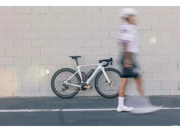 Cervélo Soloist Rival AXS gravel kolo Black Magic
