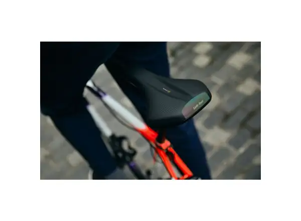 Selle Royal Vivo Athletic sedlo černá