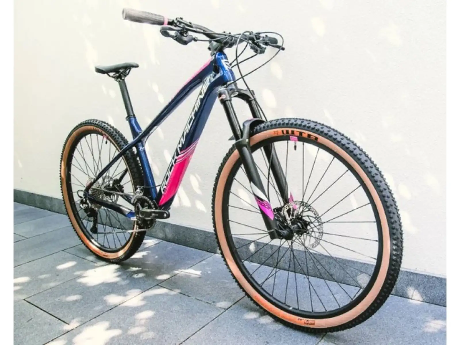 Rock Machine Catherine CRB 20-29 gloss dark blue/pink/silver horské kolo