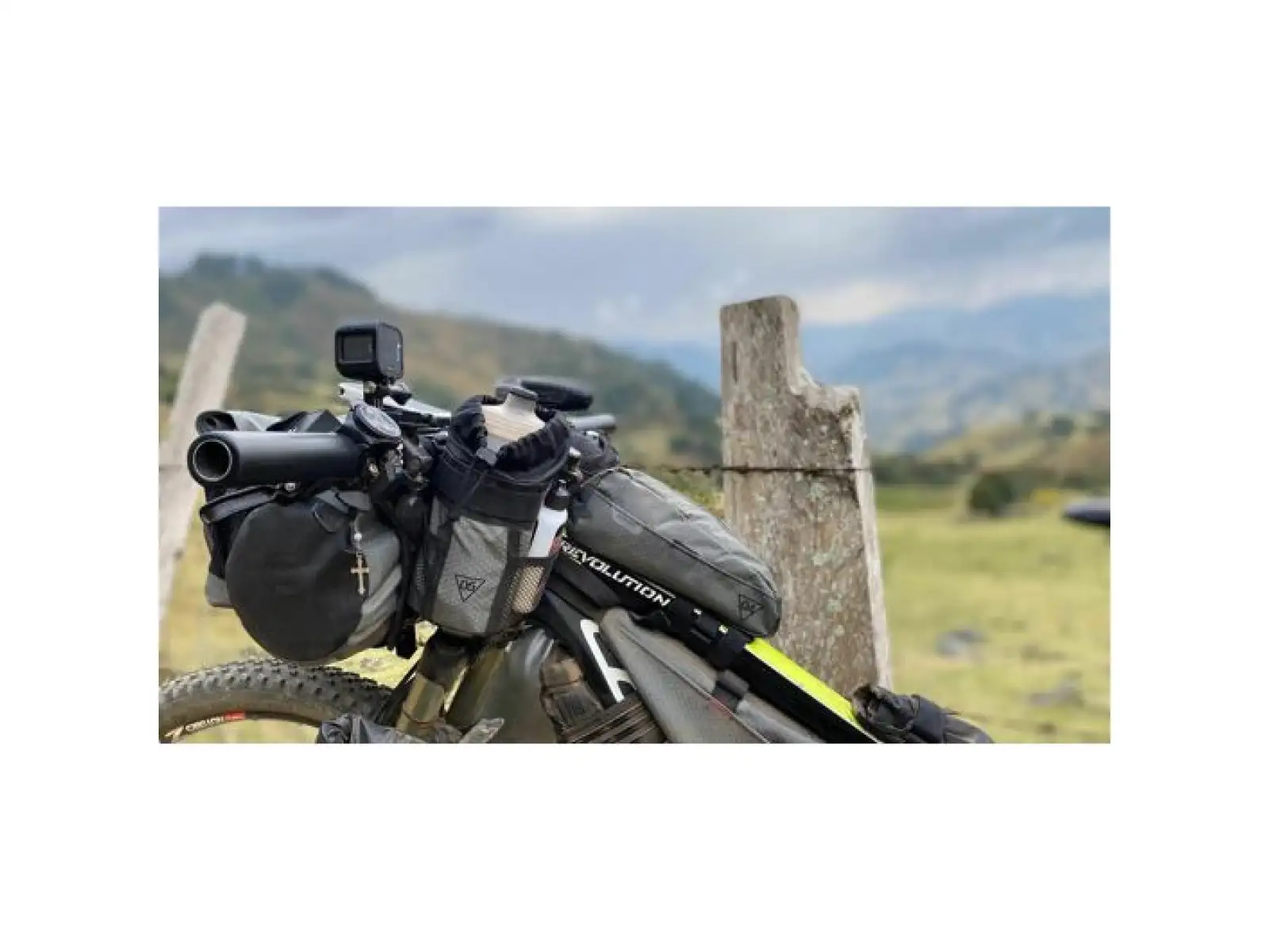 Woho X-Touring Top-Tube  brašna na rám 850 ml Honeycomb Iron šedivá