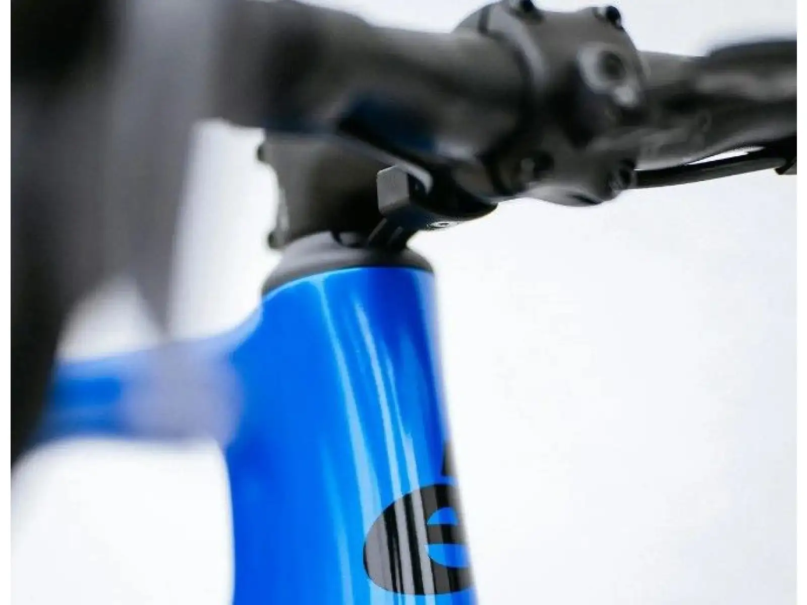 Cervélo Soloist Rival AXS silniční kolo Azure