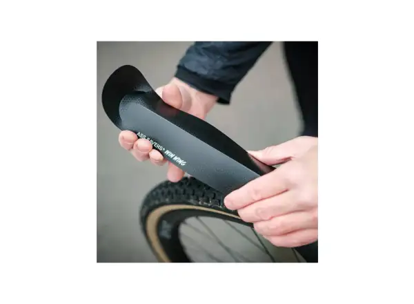 Ass Savers Win Wing 2 Gravel zadní blatník Black Dots
