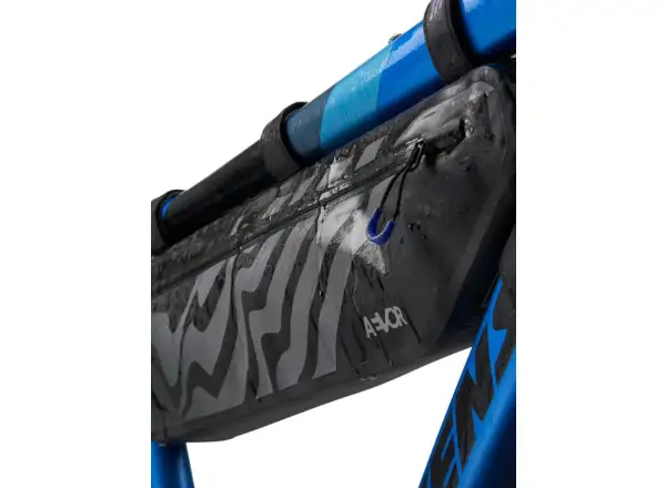 Aevor Frame Pack Road Proof Large taška na rám 5,2 l Black