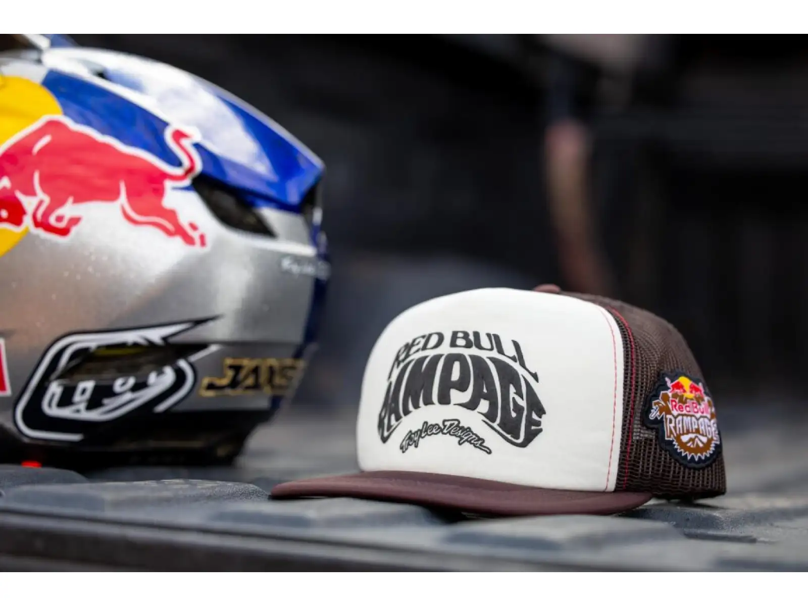 Troy Lee Designs x Red Bull Rampage Intergalactic kšiltovka White/Brown