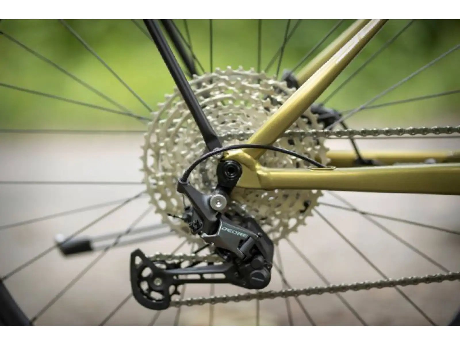 Superior eXR 6090 Touring trekingové elektrokolo Matte Olive Metallic/Chrome Silver