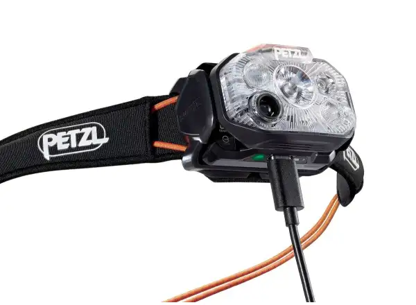 Petzl Swift RL čelovka černá