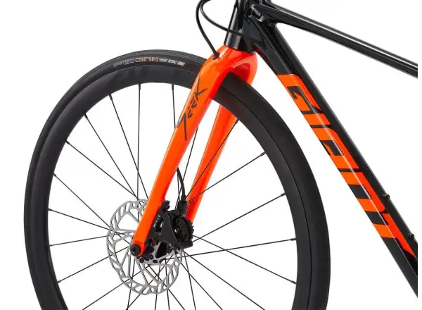 Giant Seek 2 dětské silniční kolo Abyss Black
