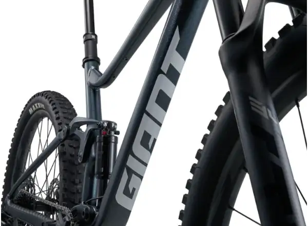 Giant Stance 2 celoodpružené horské kolo Black Diamond