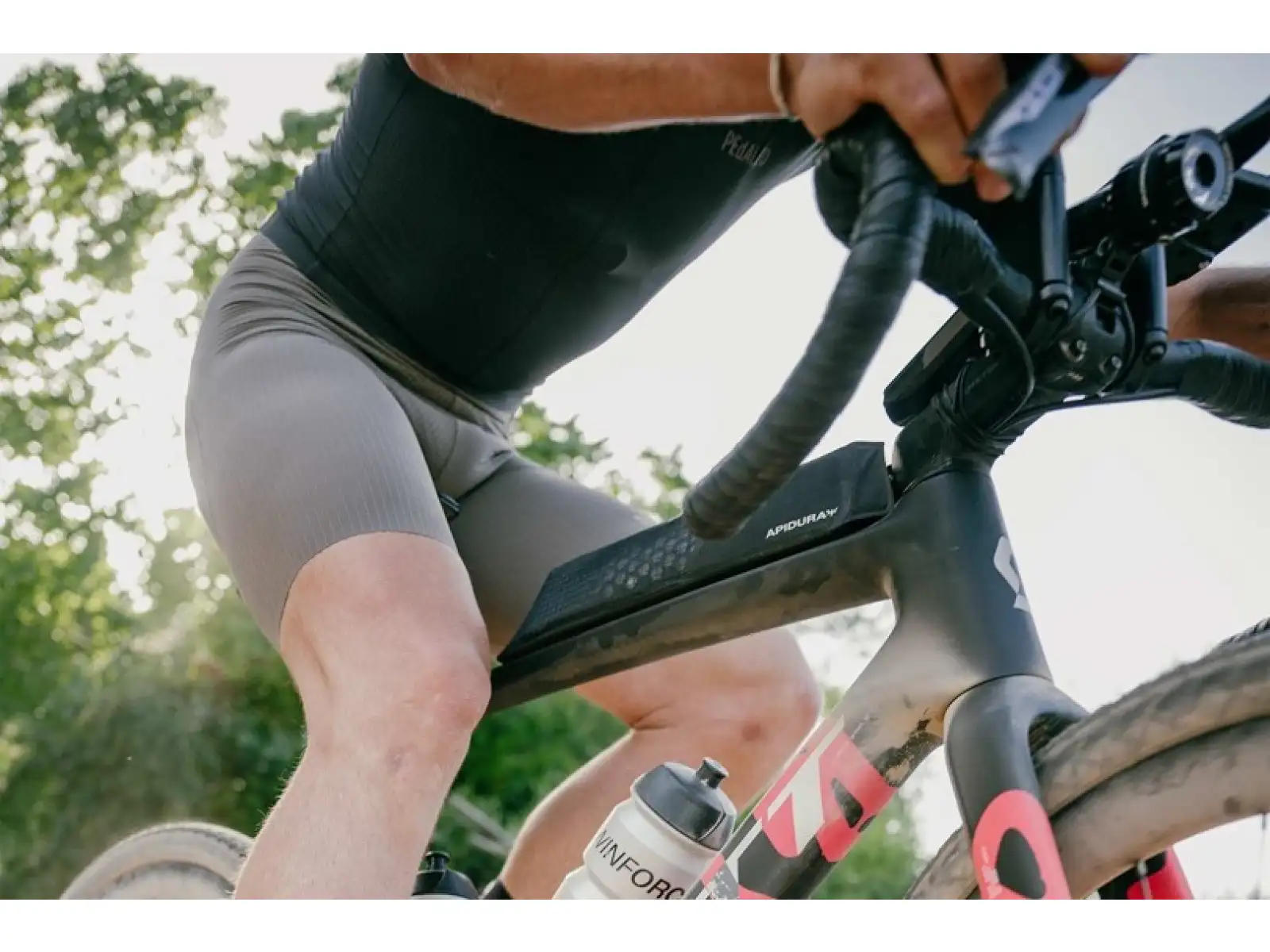 Apidura Aero Bolt-on horní rámová brašna 0,8 l