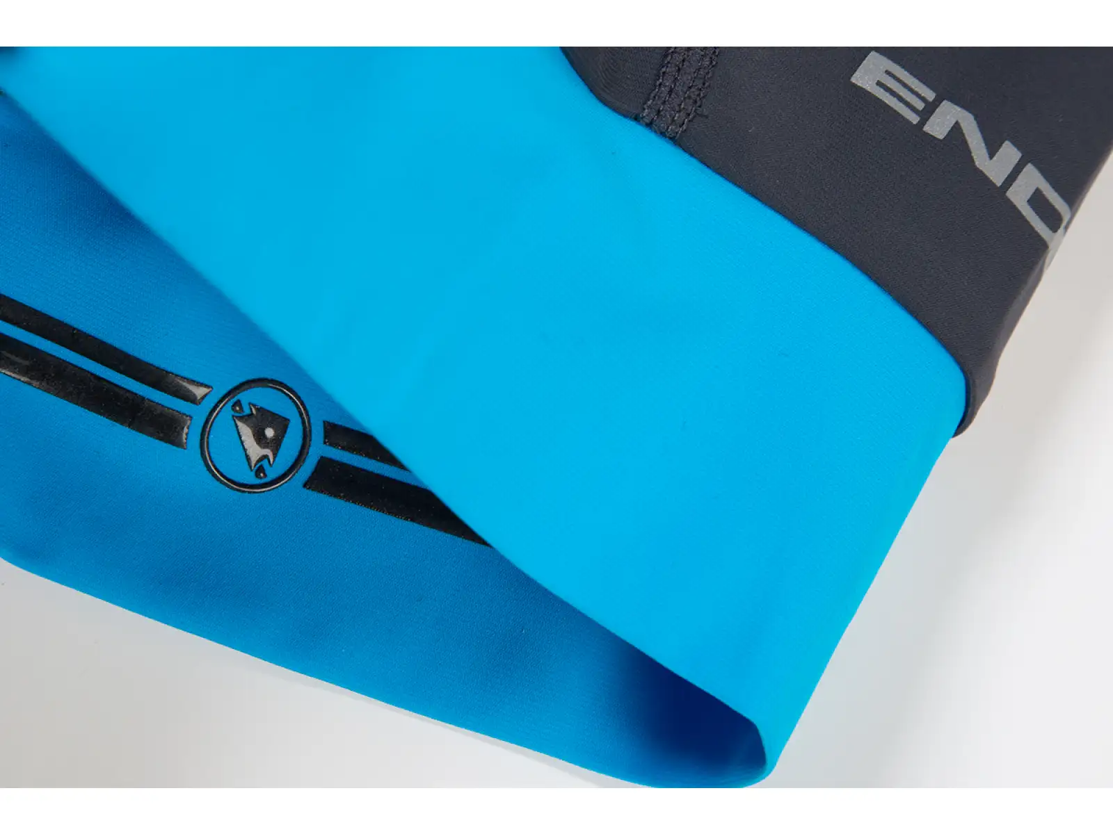 Endura Xtract Lite pánské kraťasy s laclem neon blue