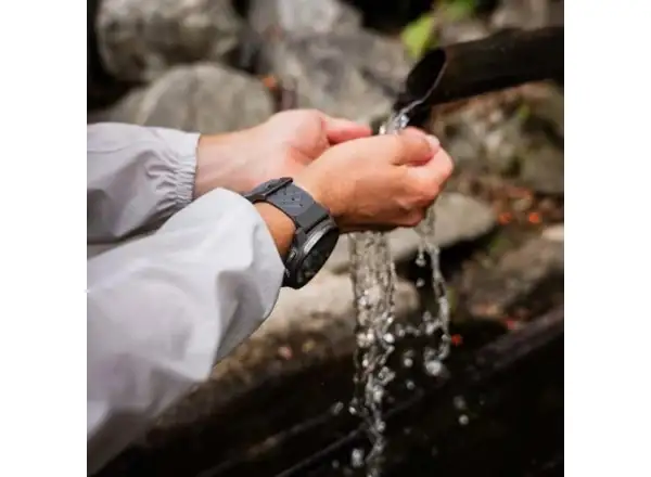 Suunto Race S Titanium chytré hodinky Graphite