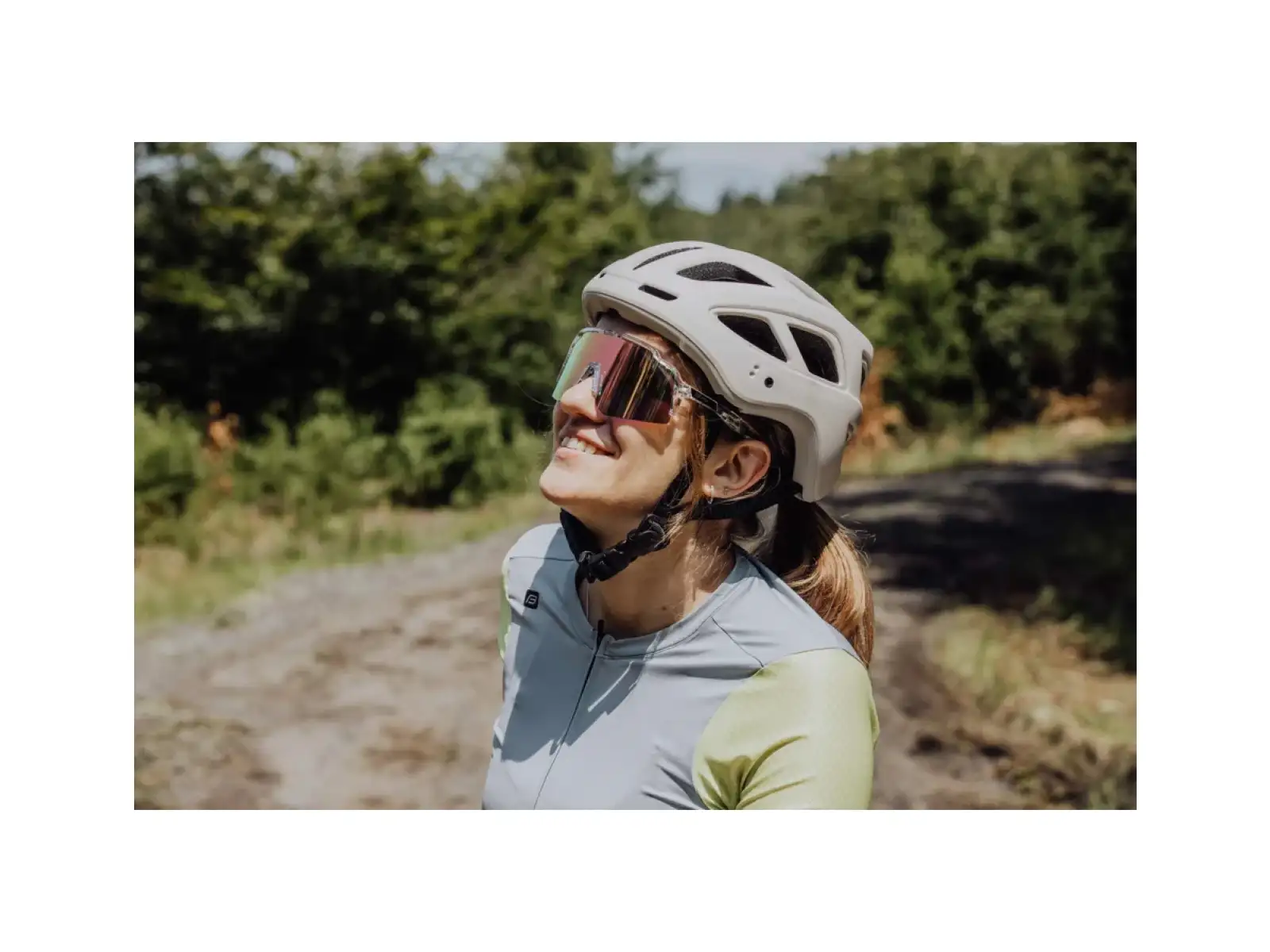 Force Strive cyklistické brýle transparentvní/fialovo-žluté sklo