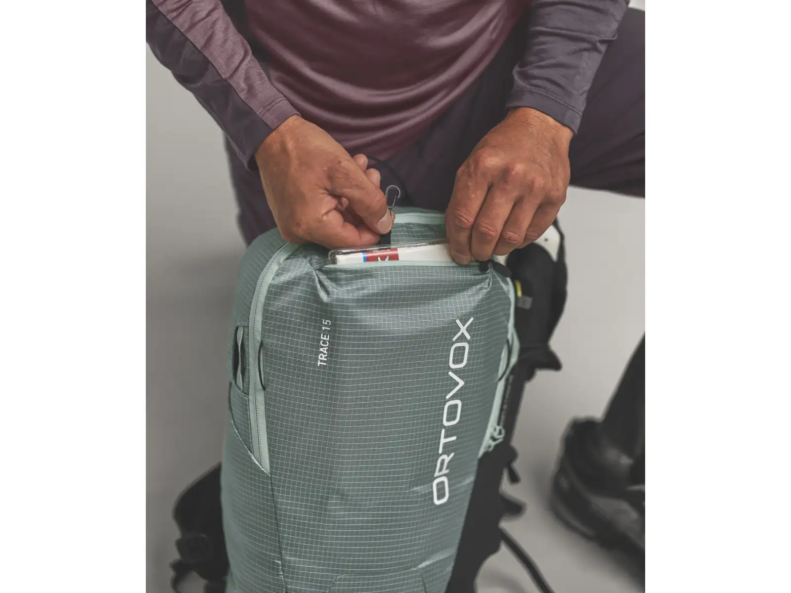 Ortovox Trace 15 batoh Green Acid