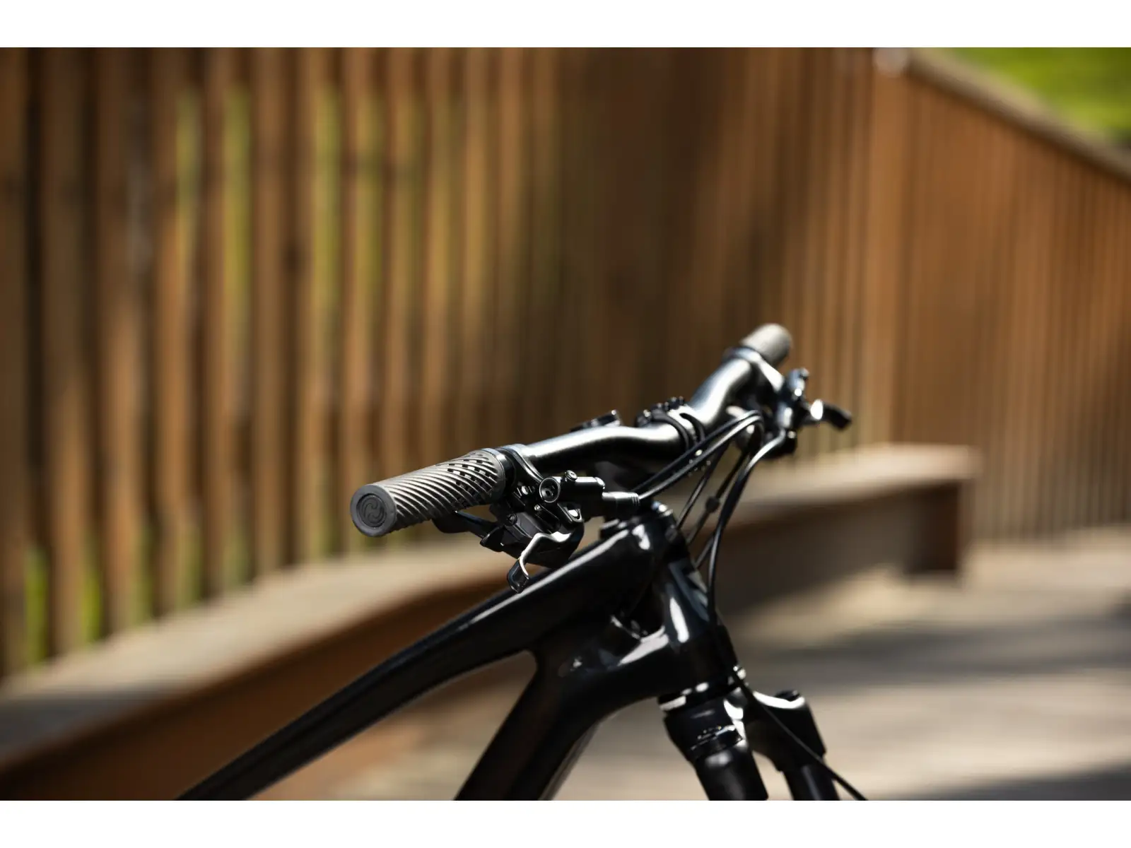 Rock Machine Blizz Cr 20 horské kolo Gloss Basalt Black