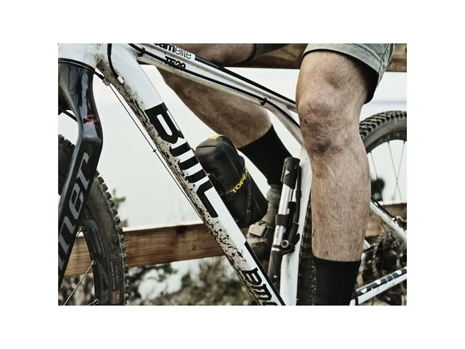 Topeak Cagepack brašna na nářadí do rámu 0,75 l černá/žlutá