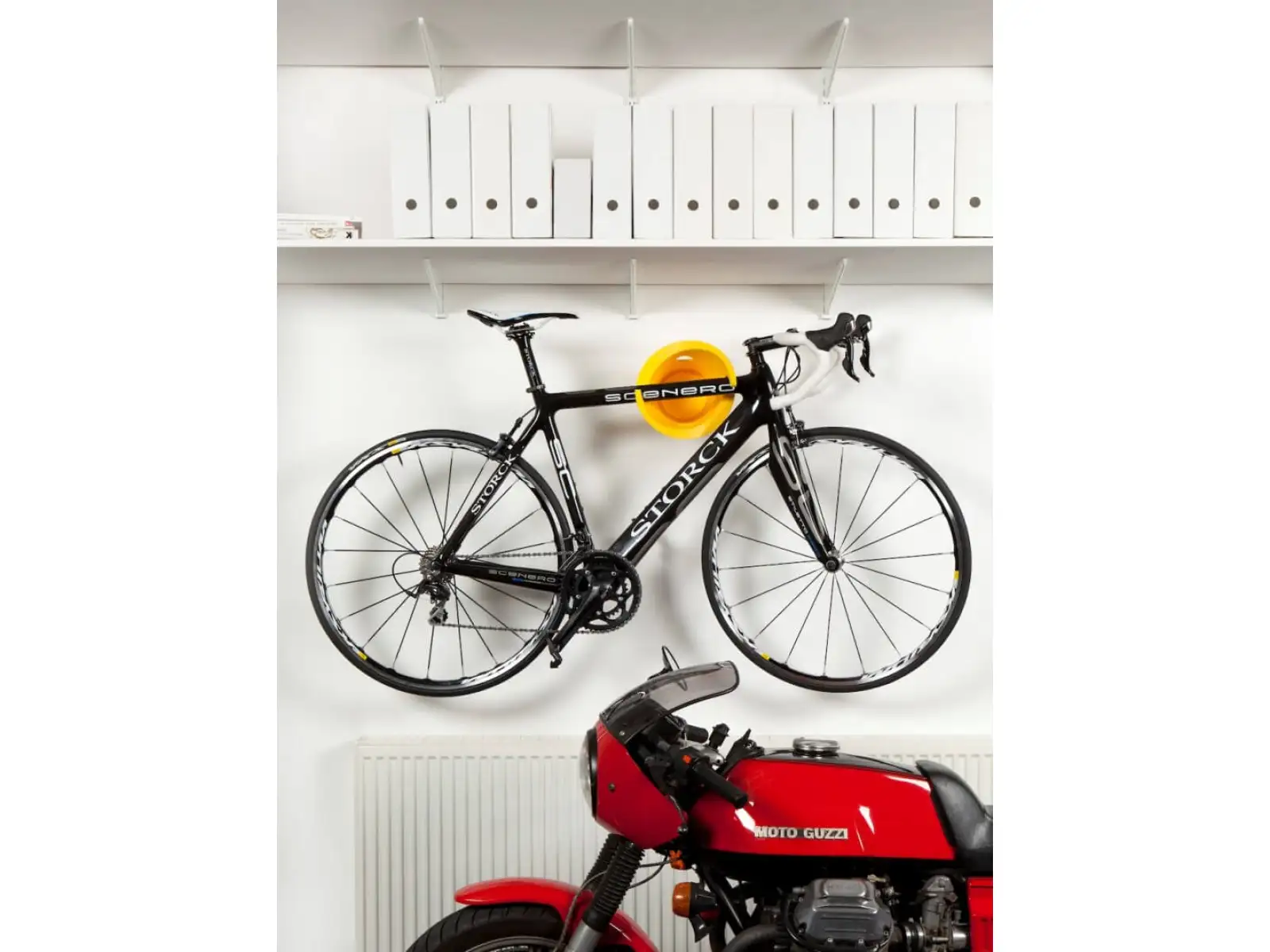 Cycloc Solo držák kola na zeď zelená