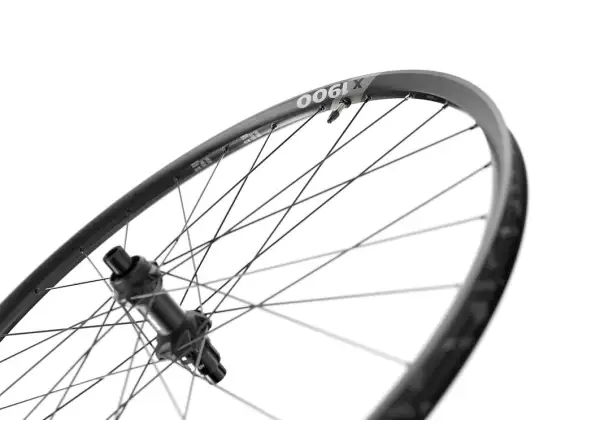 DT Swiss X 1900 Spline Boost 29" CL 25 mm vypletená kola ořech Sram XD