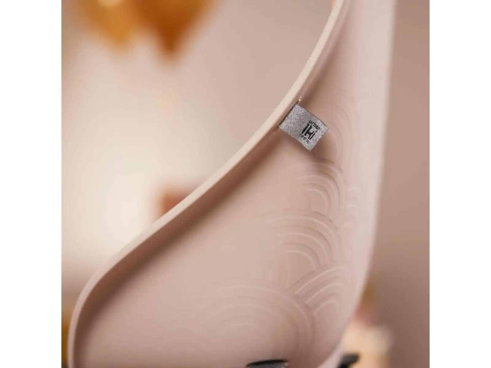 Urban Iki zadní sedačka s adaptérem na nosič Sakura Pink/Shinju White