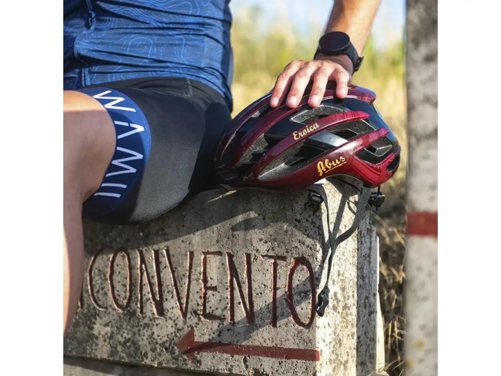 Abus AirBreaker Eroica silniční přilba Chianti Red