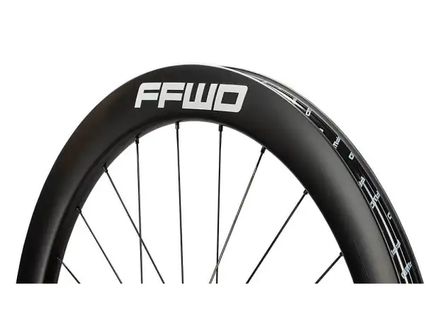 FFWD RYOT55 V2 FFWD N/GAGE 2:1 silniční zapletená kola White