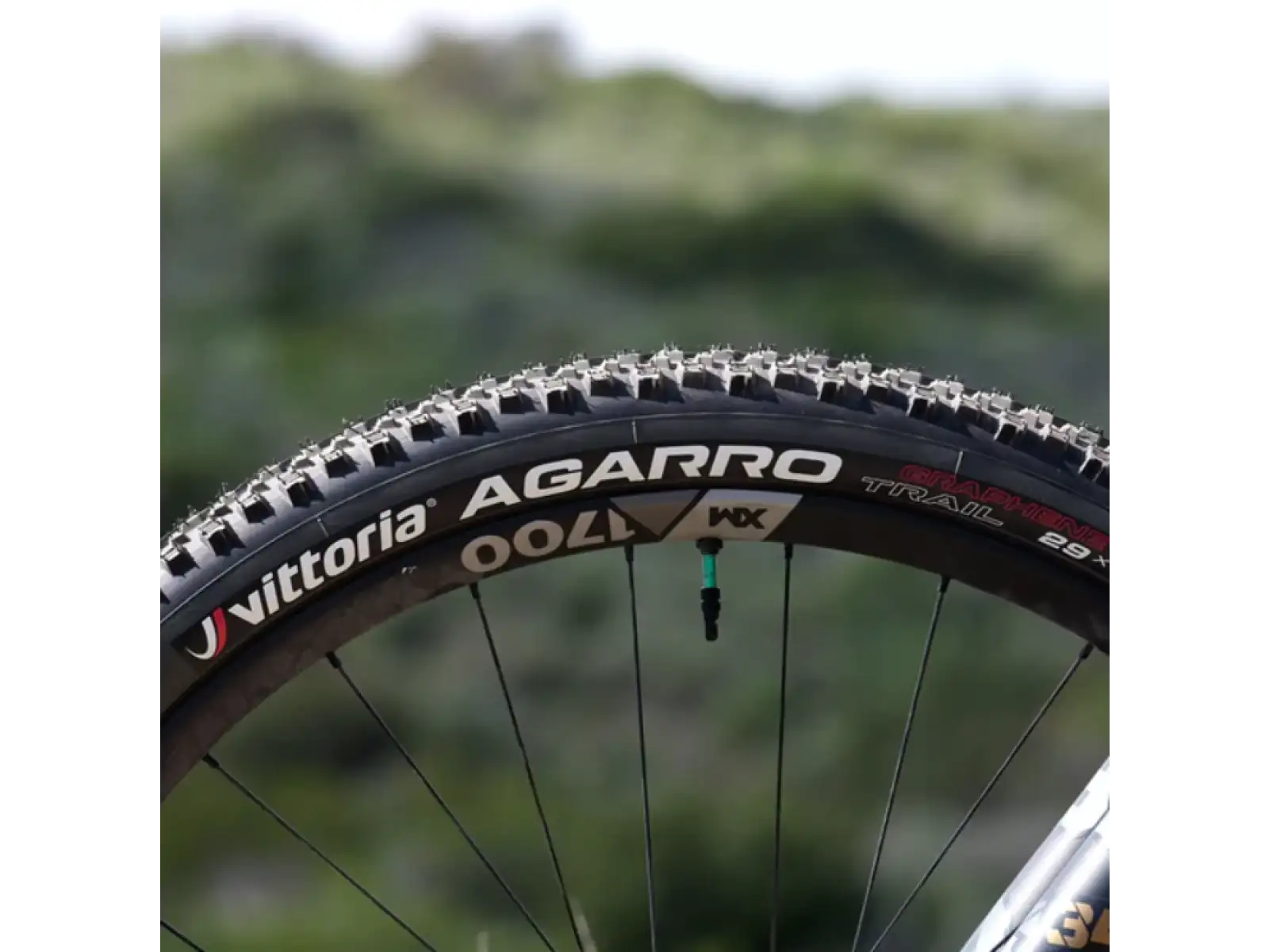 Vittoria Agarro Trail 4C G2.0 27,5" MTB plášť kevlar anthracite/black