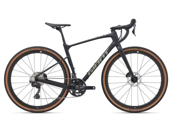 Giant Revolt Advanced 0 gravel kolo Carbon