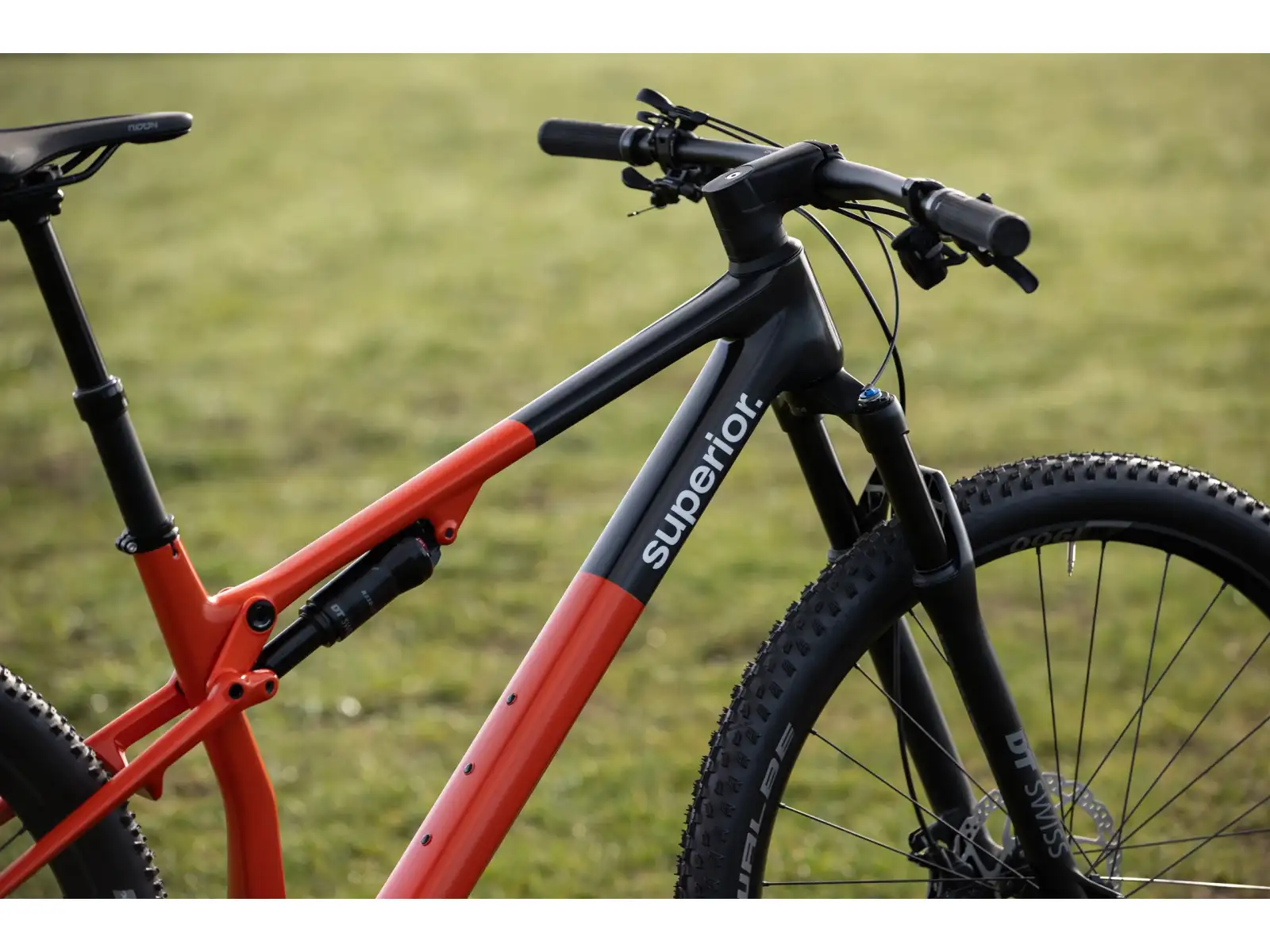 Superior XF 9.6 RC horské kolo Gloss Red/Black