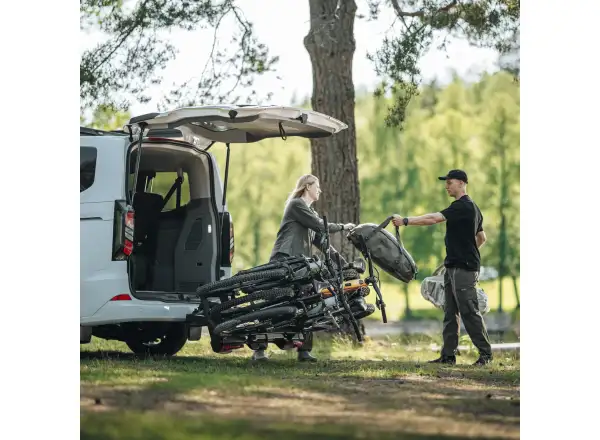 Thule VeloSpace 3 nosič pro 3 kola na tažné zařízení
