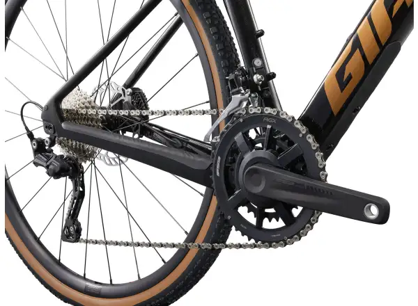 Giant Revolt Advanced 3 gravel kolo Panther