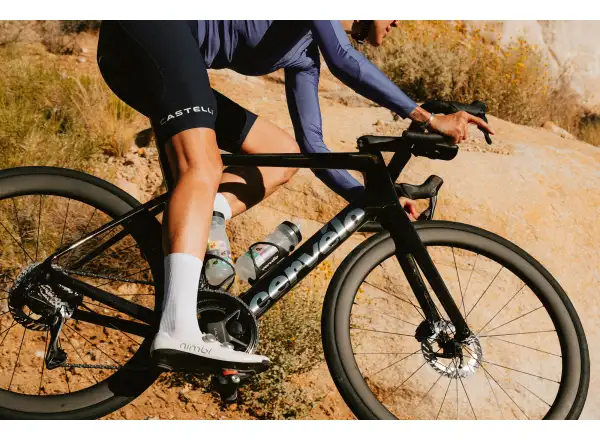 Cervélo Caledonia-5 SRAM Rival AXS Sandstone