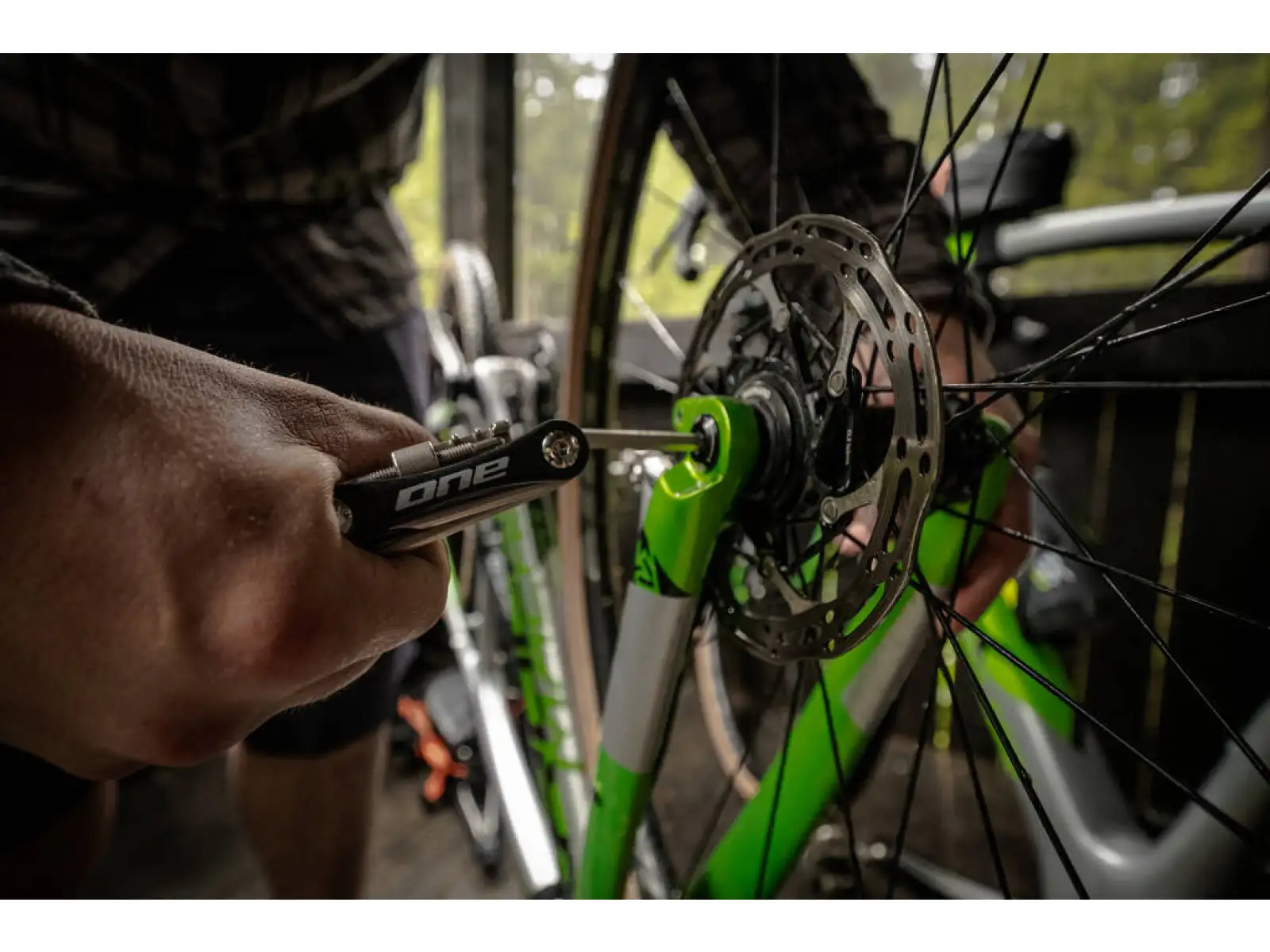 One Bikeparts multiklíč 12 funkcí černá