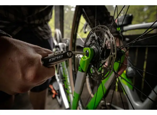 One Bikeparts multiklíč 12 funkcí černá