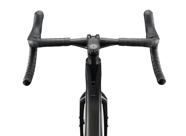Giant Revolt Advanced 2 gravel kolo Carbon Smoke
