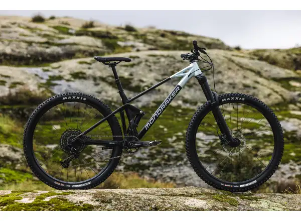 Mondraker Raze celoodpružené kolo black/dirty white