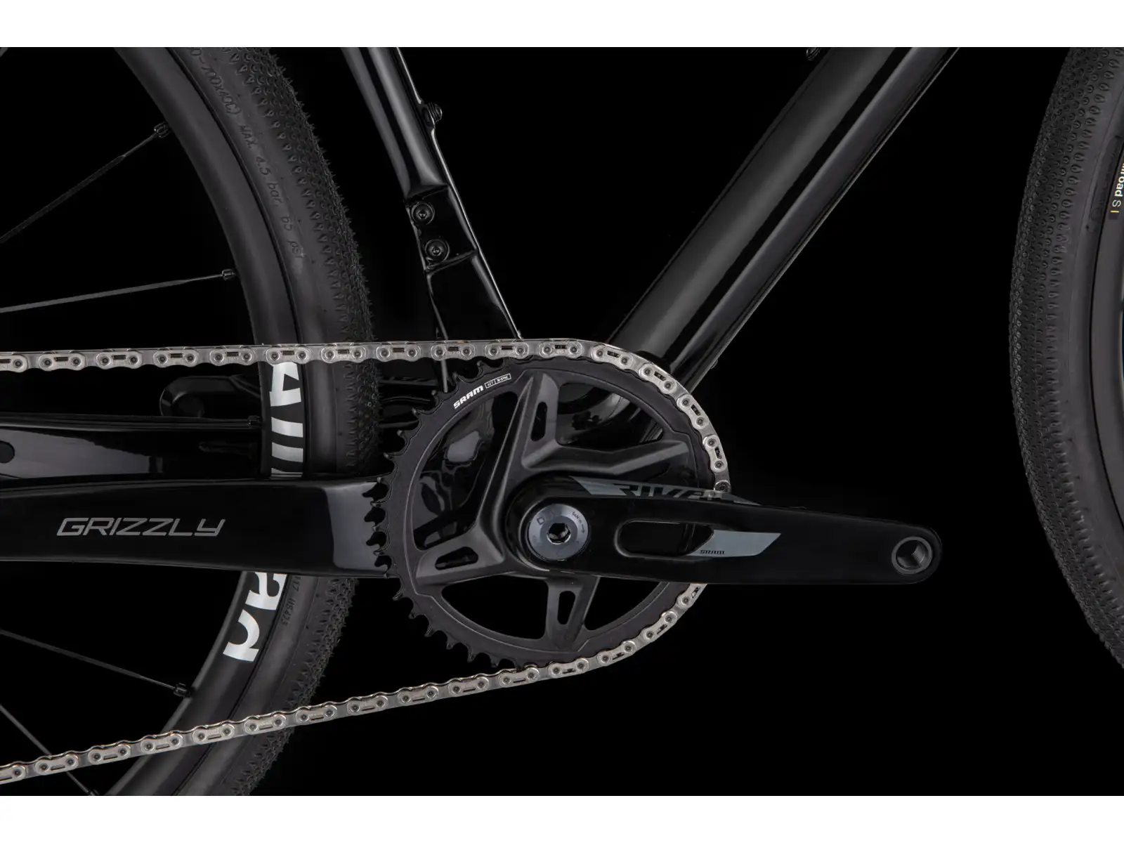 4Ever Grizzly AXS gravel kolo black