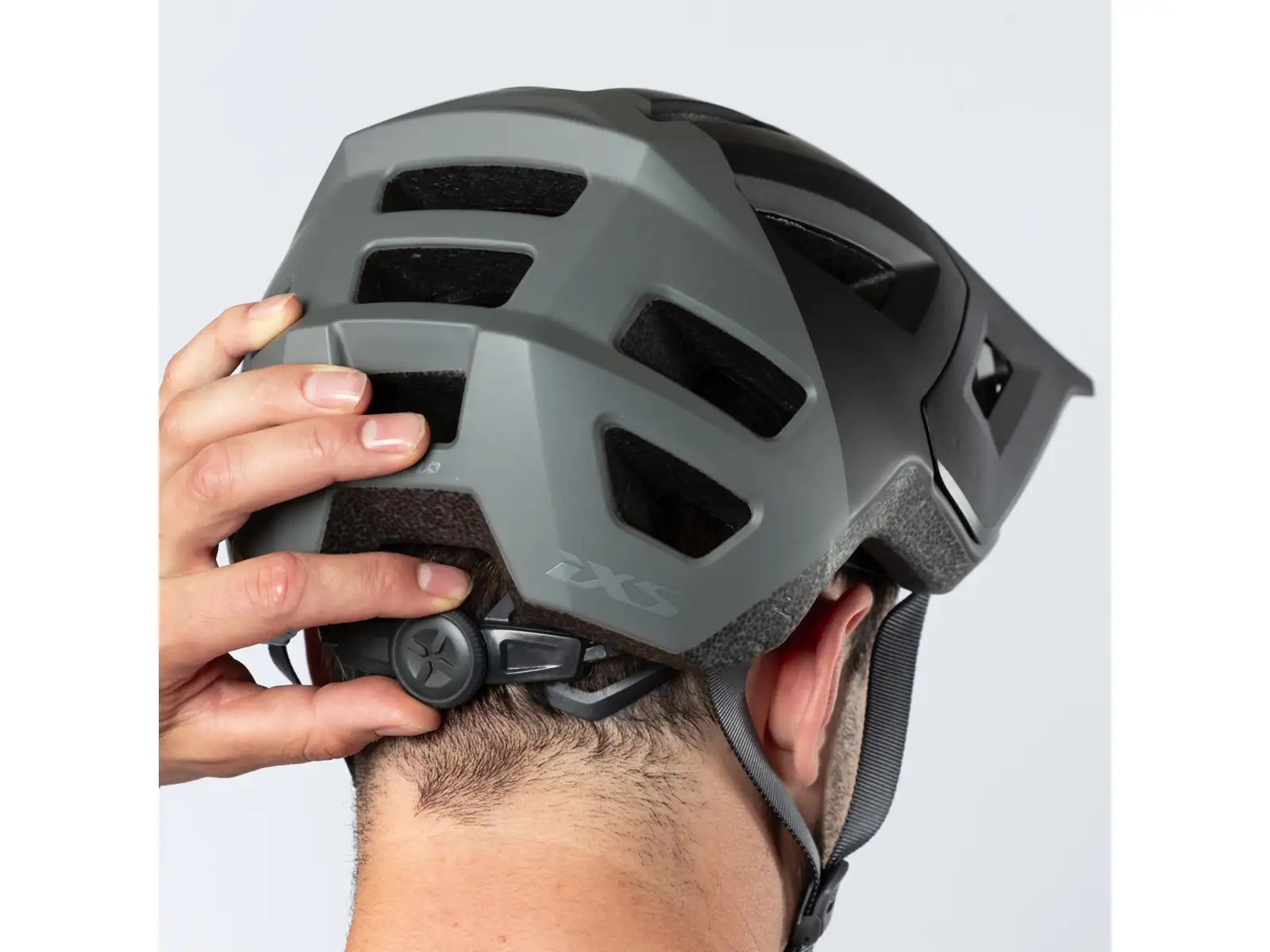IXS Flow 1.0 MIPS přilba Black/Graphite