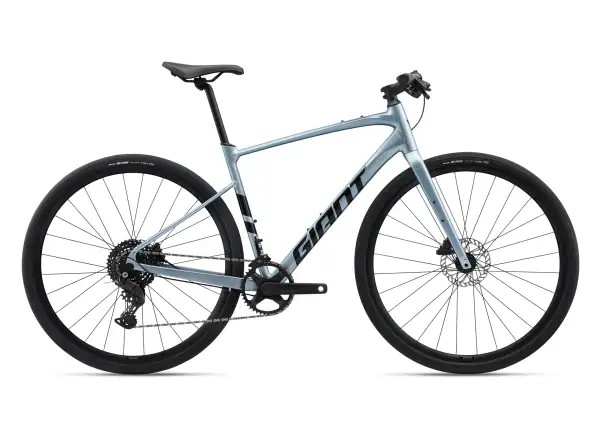 Giant FastRoad AR 2 fitness kolo Glacier Silver