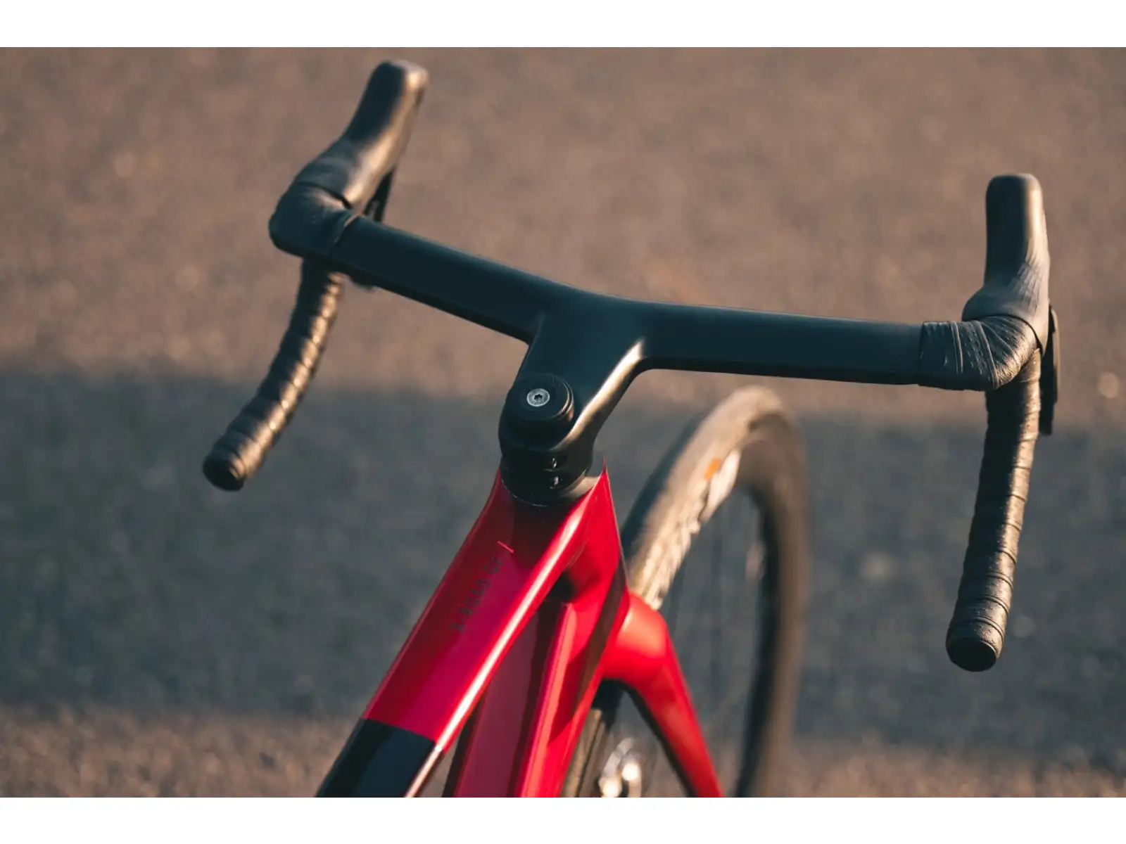 Superior X-Road 9.8 GF silniční kolo gloss carbon red
