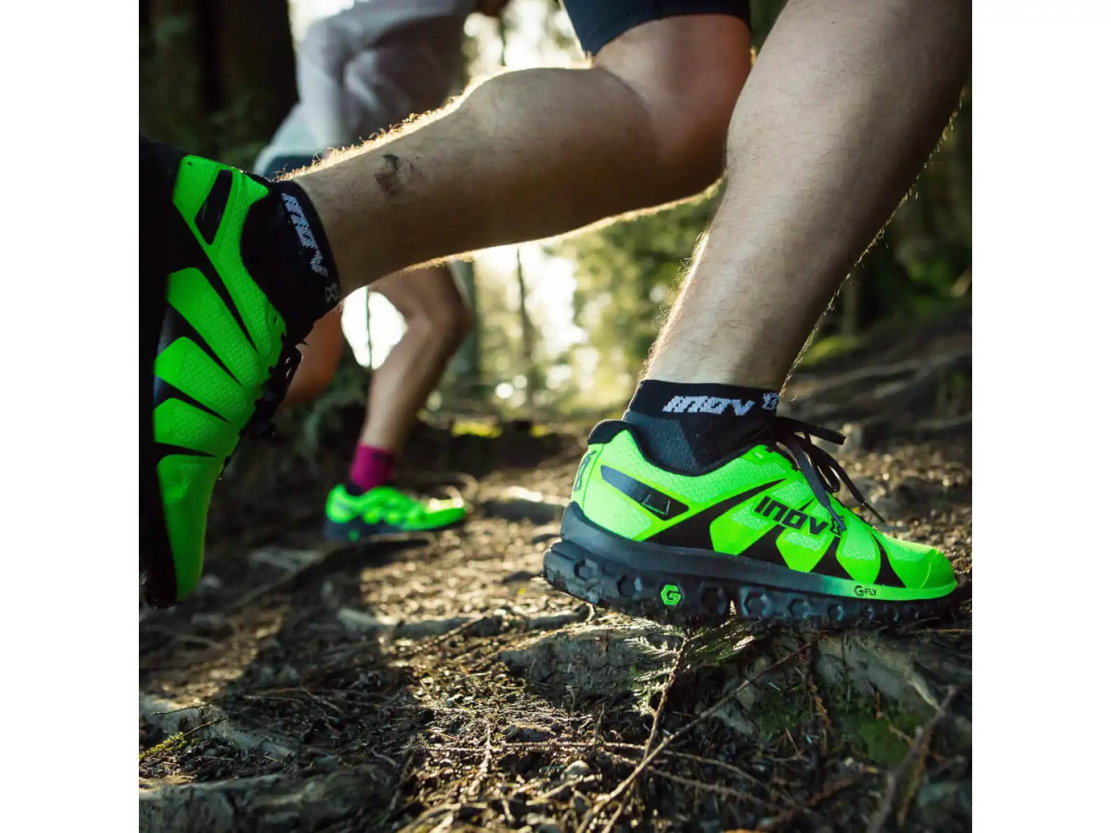 Inov-8 Trailfly Ultra G 300 Max pánské běžecké boty zelená/černá