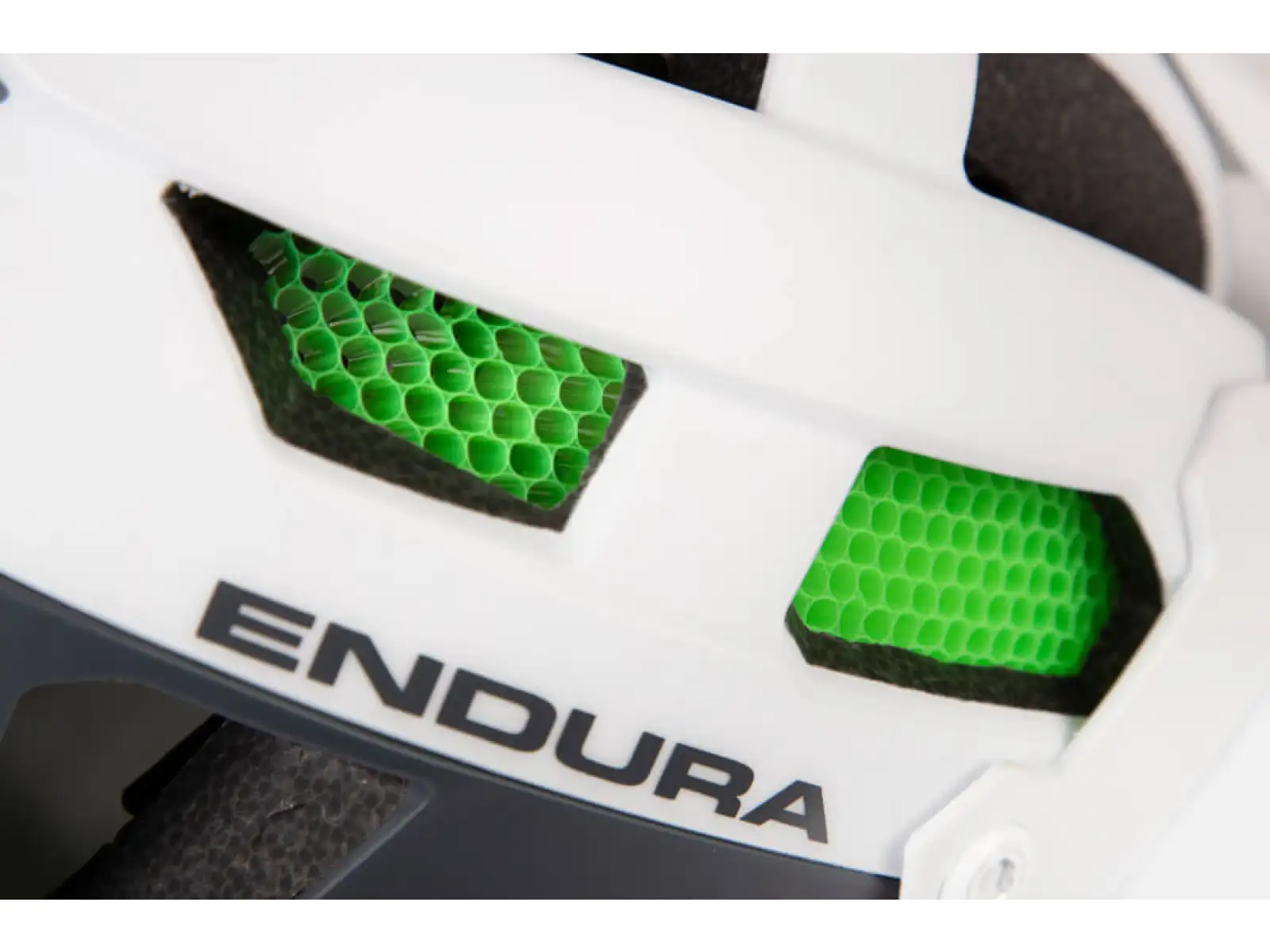 Endura SingleTrack MIPS MTB přilba White
