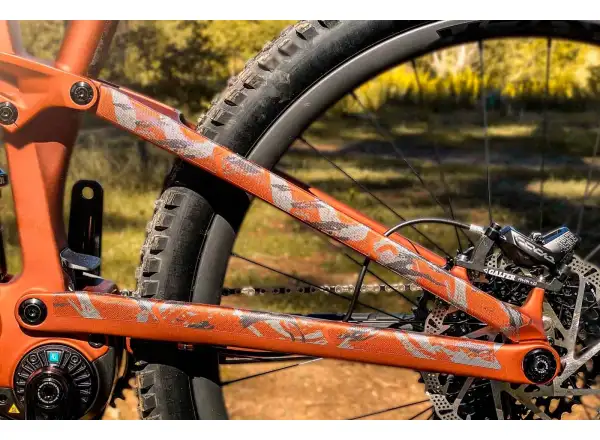 All Mountain Style ochranné polepy na rám Extra RedBull Rampage Grey